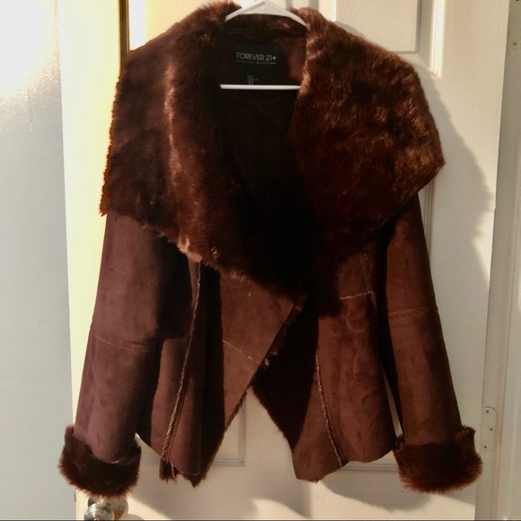 Forever 21 Jackets & Blazers - Forever 21 Burgundy Faux Fur Jacket